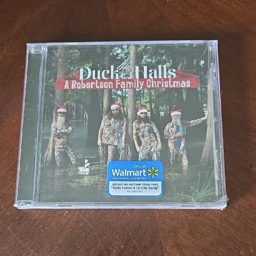 (J40) Duck the Halls: A Robertson Family Christmas CD